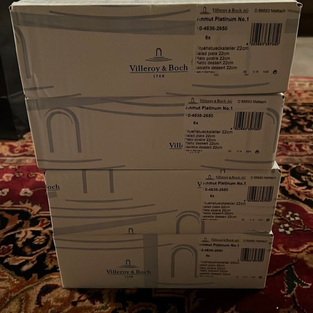 NWT Villeroy & Boch
Anmut Platinum Salad Plate 24 selling in 6 packs (4 avail) - Picture 3 of 3